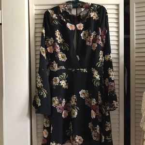 Adorable dress by Loveriche, size M